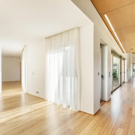 The Ehrlich Essence By Minho's Guest Villa *